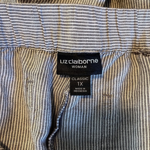 Liz Claiborne Wide Leg Crop - Picture 3 of 4